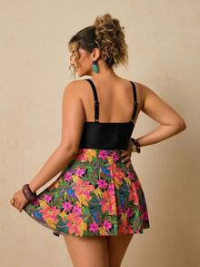 Travachic Plus Size Women Black Patchwork Print One-Piece Swimsuit - Multicolor - View 2