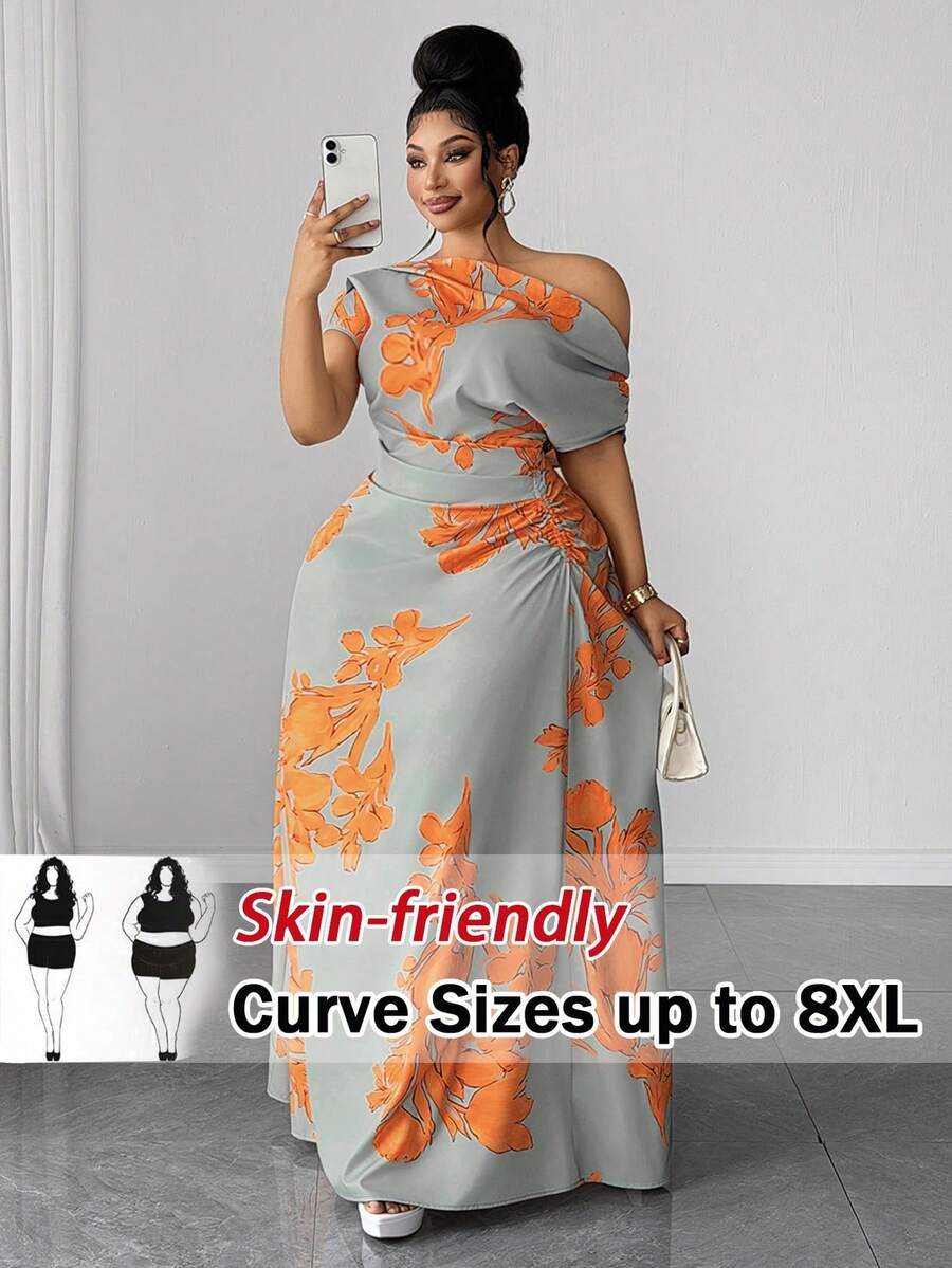 SHEIN CURVE+ Vestido casual de vacaciones con estampado floral, cintura fruncida y abertura en el hombro para tallas grandes - Multicolor - Ver 1