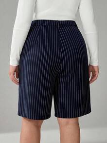 SHEIN Tall CURVE Quần short nữ cỡ lớn kẻ sọc có túi, kiểu dáng thời trang, đa năng, phù hợp cho đi làm và công sở. - Màu xanh hải quân - Xem 6