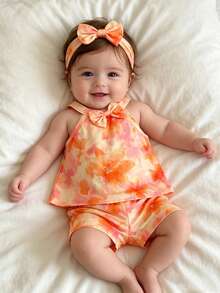 SHEIN Playful Pals 女嬰套裝 6個月-3歲 2件/套 粉色夏季可愛度假無袖荷葉邊花朵印花上衣與短褲 優雅華麗休閒套裝 - 橘色 - 查看 2