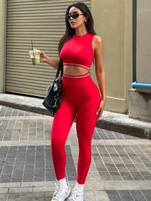 Dewbera Dewbera 女款純色無縫圓領無袖上衣與長褲運動套裝健身套裝 春節限定 - 紅色 - 查看 6