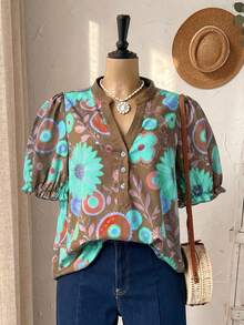 SHEIN CURVE+ 大码女式夏季休闲度假乡村宽松印花V领短袖衬衫上衣，适合夏季/花卉、夏季假期、春假、度假装扮、外出装扮、2026新款服装，简约时尚，日常穿着，休闲度假波西米亚风上衣，花卉衬衫，女士夏季衬衫，复古女式上衣，适合夏季、度假、通勤、日常穿着 - 棕色 - 查看 4