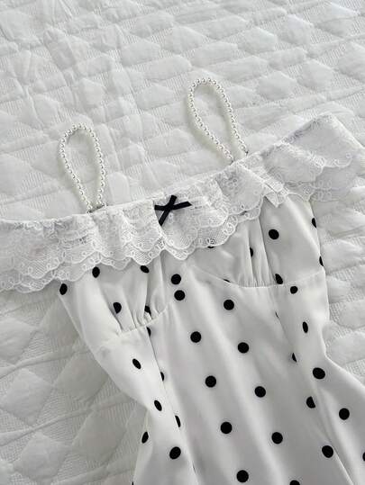 Sweetra Đầm nữ mùa hè màu mơ chấm bi, dây đeo, cổ áo đính ngọc trai, viền ren và nơ trang trí.