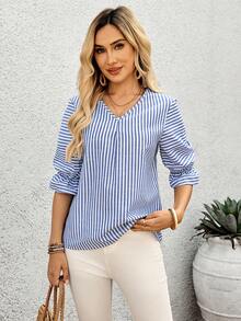 EMERY ROSE Women's Striped V-Neck Short Sleeve Casual Loose Blouse - Blue and White - View 3