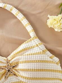 Sparklyn Regata Decote Halter com Estrela-do-mar | Top Curta Franzida Ajustada com Laço Removível Adequada para Meninas Pré-Adolescentes Silhueta Curta, Decoração de Estrela-do-mar Fresca e Limpa | Elementos Doces de Estilo Marinho, Adicionando uma Sensação Requintada Decote Halter + Laço Removível | Estilo Flexível, Estilo de Uso Ajustável Tecido Franzido Ajustado | Conforme o Ajuste Justo Sem Aperto, Confortável e da Moda - Amarelo - Visão 5