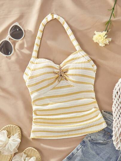 Sparklyn Áo tank top cổ yếm họa tiết sao biển | Áo ngắn ôm sát, nhún bèo, nơ rời, phù hợp cho bé gái tuổi teen | Kiểu dáng ngắn, tươi tắn và gọn gàng | Họa tiết sao biển | Phong cách biển cả ngọt ngào, thêm phần tinh tế | Thiết kế cổ yếm + nơ rời | Kiểu dáng linh hoạt, điều chỉnh được kiểu mặc | Vải nhún ôm sát | Ôm sát vừa vặn mà không gây khó chịu, thoải mái và thời trang