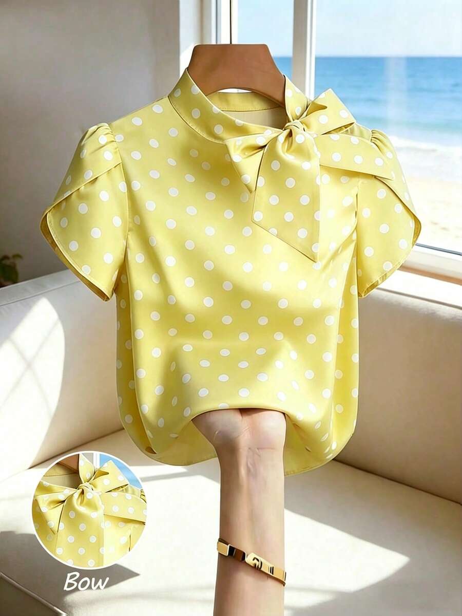 Franclia 女款優雅白色波點夏季度假蝴蝶結領短花瓣袖修身上衣,適合海灘派對生日 - 黃色 - 查看 1