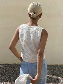 DAZY Áo tank top không tay cổ chữ V phối ren jacquard thanh lịch dành cho nữ, thích hợp cho kỳ nghỉ hè. - Màu be - Xem 2