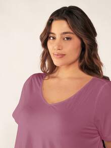 SHEIN BASICS Plus Size Women V-Neck Solid Color Casual Versatile Daily T-Shirt Stay At Home Dusty Pink Summer Tops - Pink - View 5