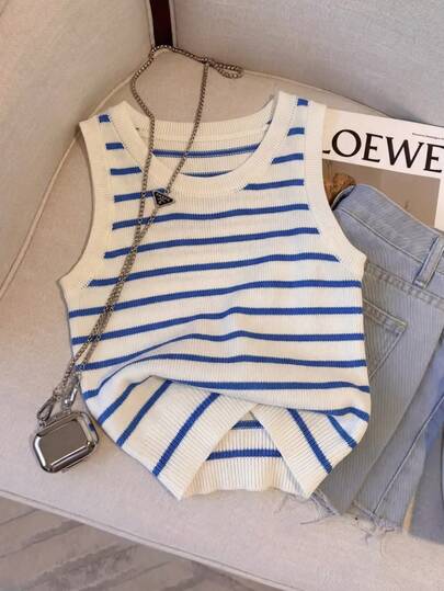 SHEIN Franclia Chaleco de punto de mujer con nuevo diseño retro de rayas de contraste de color, suéter sin mangas corto de diseño único para mujer, jersey de punto de cuello redondo con rayas azules y blancas para primavera/verano - Parte superior de punto a la moda y casual, cuello en V de punto, cuello en V a rayas, para uso diario, boda, cena, viaje diario, fiesta de graduación, evento festivo, vacaciones, cita, fiesta, Halloween, Navidad, Año Nuevo, Día de Acción de Gracias