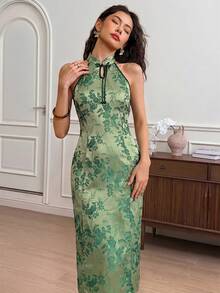 Màu xanh lá cây đậm