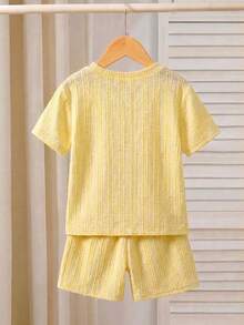 2 piezas Conjunto de camiseta de manga corta y pantalones cortos de unicolor de verano para niños preadolescentes - Amarillo - Ver 2
