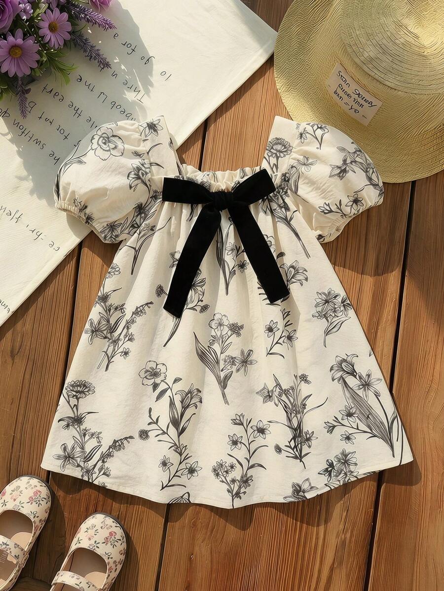 SHEIN LMoss Kids Baby Girl Woven Ditsy Floral Square Neck Puff Sleeve Casual Dress - Black and White - View 1