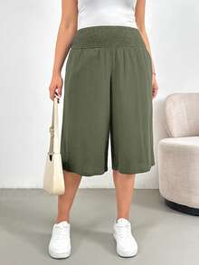 SHEIN Essnce Quần short vải lanh đen ống rộng, thoải mái, thoáng mát, dễ chịu cho nữ cỡ lớn, thích hợp mặc hàng ngày vào mùa xuân và hè. Kiểu dáng đơn giản, quần ống rộng, quần vải lanh nữ, trang phục đi nghỉ mát. - Màu xanh Ô liu - Xem 3