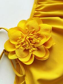 Maweii Vestido de Férias Solto com Aplicação Floral Plus Size, Linha A, Sem Mangas, Primavera/Verão - Amarelo - Visão 3