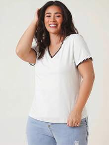 SHEIN BASICS 大码女式休闲V领短袖T恤，夏季 - 白色 - 查看 3