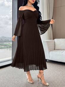 Modelyn Gaun Wanita Polos Lengan Mengembang Tanpa Bahu dengan Hem Berlipit, Panjang Sedang - Coffee Brown - View 4