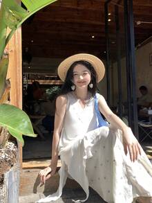 DAZY 女士休闲撞色蕾丝不对称荷叶边下摆夏季背心外套，适合假日度假穿着 - 白色 - 查看 8