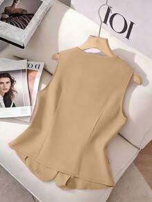 GlowEve CURVE Plus Size Shirt With Design Sense, Commuting Versatile Slimming Waist High-Quality Elegant Fashion Round Neck Intellectual - Brown - View 2