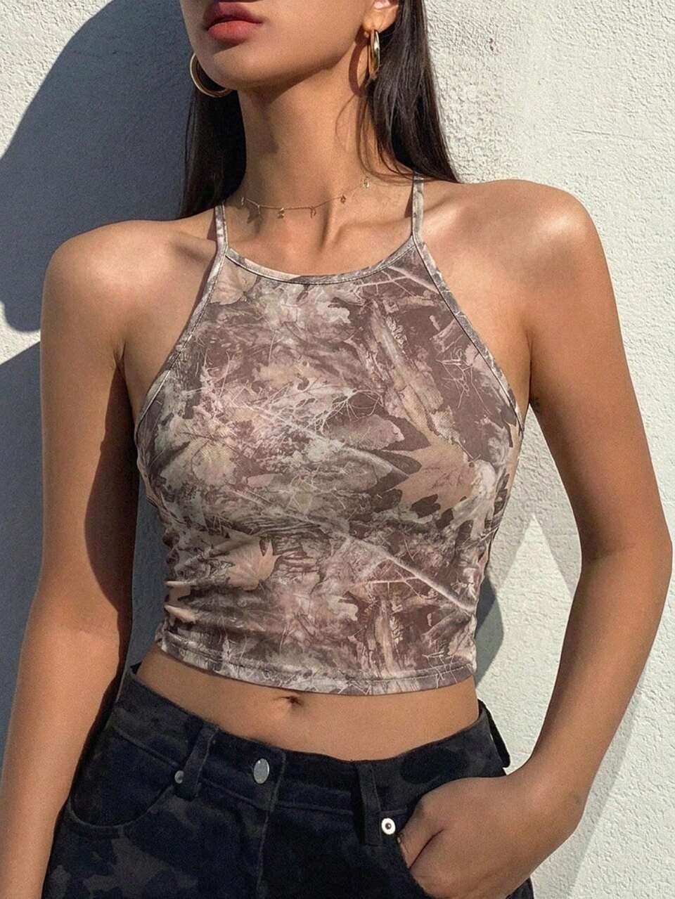Casual Leaf Print Cropped Halter Top, Summer Graphic Tee