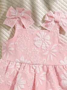SHEIN Playful Pals 2件套女婴幼儿/新生儿0-3岁休闲日常可爱度假提花纹理蝴蝶结图案吊带背心+短裤套装，春夏款 - 粉色 - 查看 6