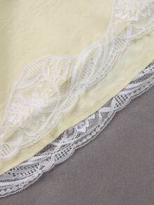 Franclia Plus Size Women's Elegant Yellow Summer Everyday Camisole Top,V-Neck Contrast Lace Trim Hem & Side Slit,Adjustable Strap Loose Crinkle Fabric Vintage - Pale Yellow - View 3
