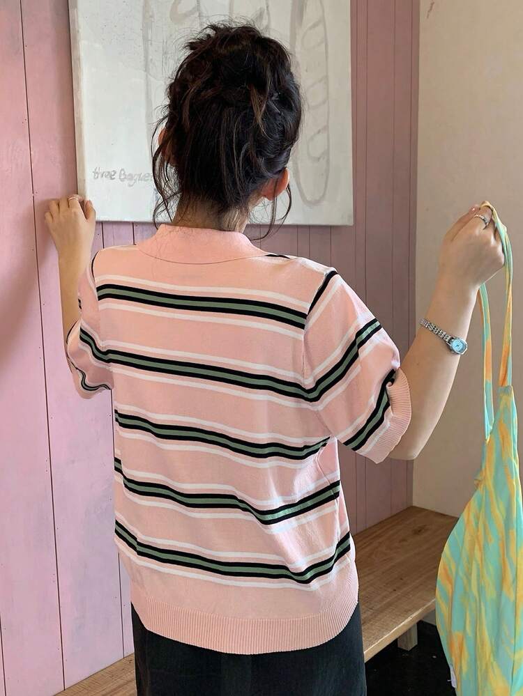 Dazy Plus Contrast Stripe Fitted Short Sleeve Polo Collar Casual Lightweight Knit Top, Plus Size Women, Spring/Summer