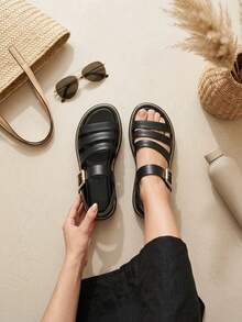 Sandalia con plataforma y hebilla dorada ajustable - Negro - Ver 3