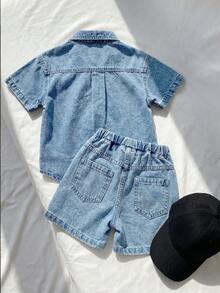 SHEIN Genkimix Kids 男童夏季休闲时尚街头风日常通勤刺绣落肩宽松牛仔外套和牛仔短裤套装 - 藍色 - 查看 3