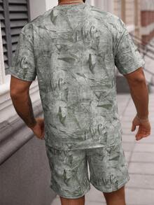 Manfinity Homme 男士几何印花圆领短袖休闲T恤和短裤套装 - 軍綠色 - 查看 2