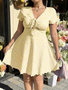 GalTyme Plus Size Women V-Neck Allover Print Ruched Fashion Date Party Dress - Pale Yellow - View 1