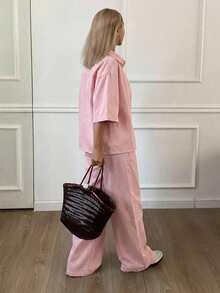 DAZY Damen Sommer Set mit Umlegekragen 3/4 Arm Jeanshemd und weiter lässiger Denim-Hose, 2-teiliges Set, unisex lässiger Jeans-Outfit - Pink - Übersicht 3