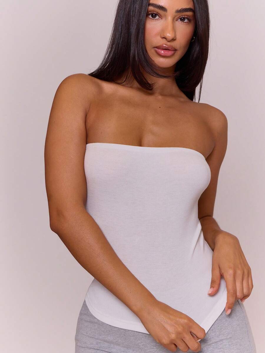 MUSERA ESSENTIALS Top bandeau ajustado de costilla suave, de línea larga, para primavera y verano, vacaciones, uso diario, básico lindo, esencial simple - Blanco - Ver 1
