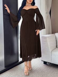 Modelyn Gaun Wanita Polos Lengan Mengembang Tanpa Bahu dengan Hem Berlipit, Panjang Sedang - Coffee Brown - View 6