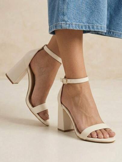 Sandalia de tacón bajo, sandalia tacón ancho, sandalia , , sandalia , sandalia cómoda mujer, calzado femenino casual, sandalia moderna