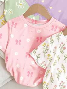 3件裝 Twirl Into Spring & Summer 奶油色花卉、雛菊、植物、蝴蝶結系列T恤套裝，4件裝少女休閒極簡短袖圓領T恤，適合四季日常穿著，適用於校園、外出、街頭、度假、返校，春夏舒適自在，時尚女孩休閒穿搭，兒童波西米亞花卉圖案T恤，時髦新風格，Chill Chill，返校，Chill Vibe，女孩風 - 彩色 - 查看 4
