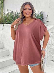 SHEIN CURVE+ Plus Contrast Lace Dolman Sleeve Tee Boho Vacation - Redwood - View 5