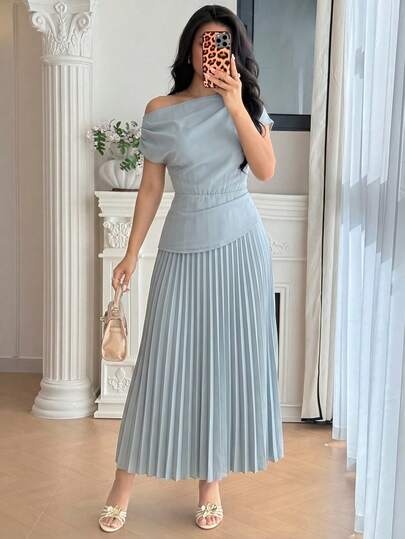 Modelyn 优雅不对称褶裥纯色连衣裙