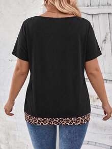EMERY ROSE Plus Size V-Neck Leopard Print Patchwork Black Fabric Casual T-Shirt With Side Ruched Button Design - Multicolor - View 2