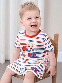 CoComelon X SHEIN Baby Jungen Cartoon & Gestreift Muster Rundhals Kurzarm T-Shirt und Shorts 2 Stücke Set - Verschiedenfarbig - Übersicht 3