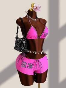 Swim SXY Set de 3 piezas: Top de bikini con tirantes finos y estampado sexy, Bottom de triángulo con lazos laterales y shorts - Multicolor - Ver 3
