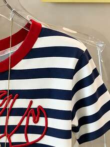 SHEIN EZwear Áo thun nữ tay ngắn cổ tròn dáng rộng, chất liệu 95% cotton - Họa tiết kẻ sọc, hình tôm hùm, phong cách đường phố punk retro miền Tây, thích hợp cho kỳ nghỉ, lễ tốt nghiệp, tựu trường, mùa hè, đạp xe. - Nhiều màu - Xem 3