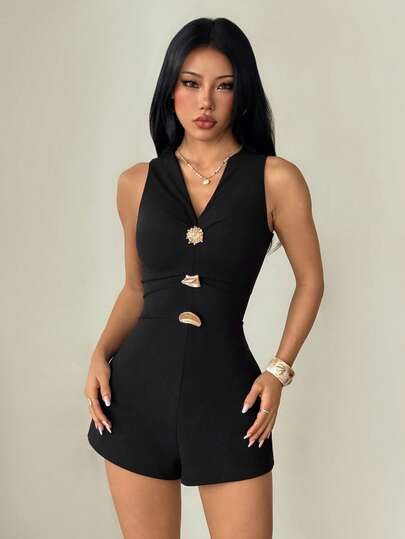 SHEIN PETITE Damen Metall Dekor Ärmellos Stilvoller Jumpsuit Schwarz Jumpsuit, locker sitzender Weites Bein Design mit Metallelementen vorne, perfekt für Büropendeln. Business Casual Frau Business Casual Outfits Frauen Business Casual Business Casual Frauen