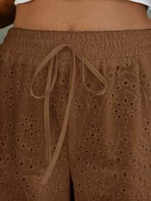 Easowa Women's Casual Eyelet Embroidery Cropped Pants, Suitable For Vacation Outdoor, Autumn Vacation Brown - Khaki - View 5