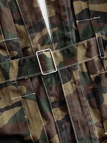 ROMWE MEN Men's Casual Fashion Street Camo Print Patchwork Pocket Buckle Belt Detail Denim Shirt, Summer - Army Green - View 4