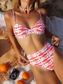 Swim Mod Bikini de 2 piezas con parte superior con aros y tirantes ajustables, y Bottom de tiro alto, con estampado floral ditsy en color fucsia, para vacaciones, Primavera/Verano 2026 - Rojo - Ver 3