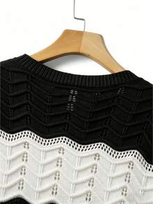 Manfinity Homme Men's Contrast Color Round Neck Short Sleeve Hollow Out Knit Top - Black and White - View 3
