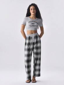 Loungeista Set Piyama Wanita 2 Potong Atasan Lengan Pendek Leher Bulat Bermotif + Celana Panjang Lurus Pinggang Elastis untuk Musim Panas - Grey - View 2