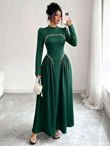 Modelyn 優雅長款酒紅色珠飾女款洋裝，適合冬季外出穿著 - 綠色 - 查看 5