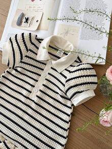SHEIN 1件女嬰白色與黑色針織 Polo 領短袖洋裝，可愛夏季返校休閒洋裝，荷葉邊裙襬，適合舞會畢業典禮 - 黑與白 - 查看 4